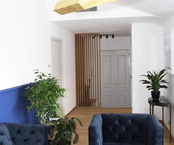 Day&night Luxury Apartment, 2 Bedrooms, Terrace, Jacuzzi Outdoor, Parking *